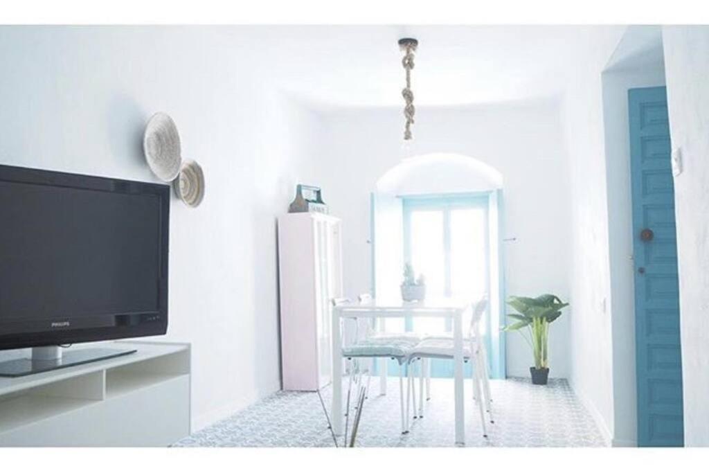 Casa Arena Y Sal En Pleno Casco Antiguo De Vejer *